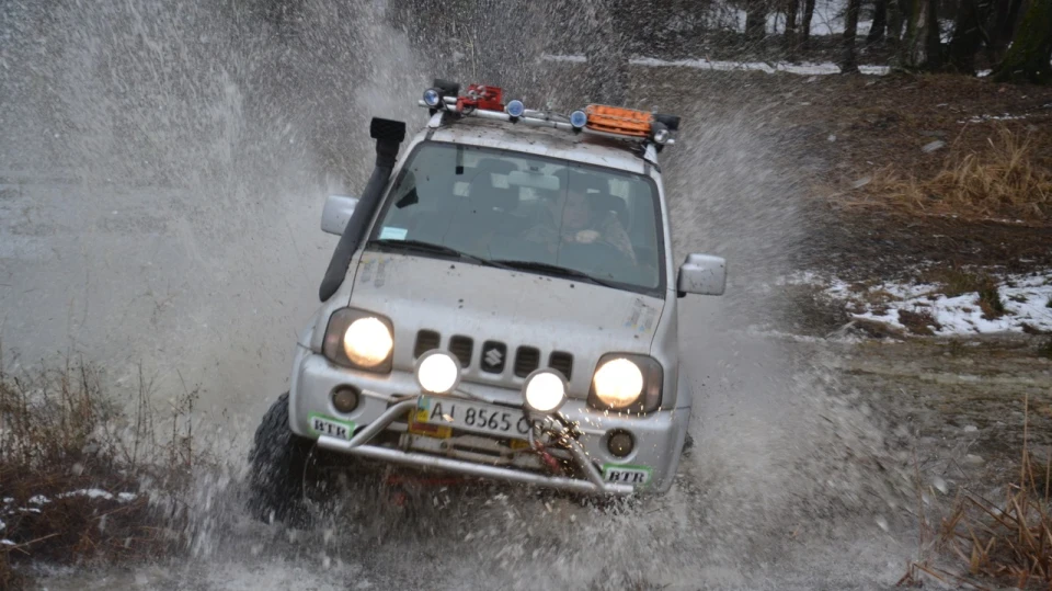 Suzuki Jimny 4