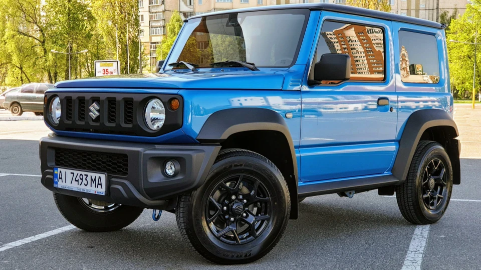 Suzuki Jimny オフロード車 2