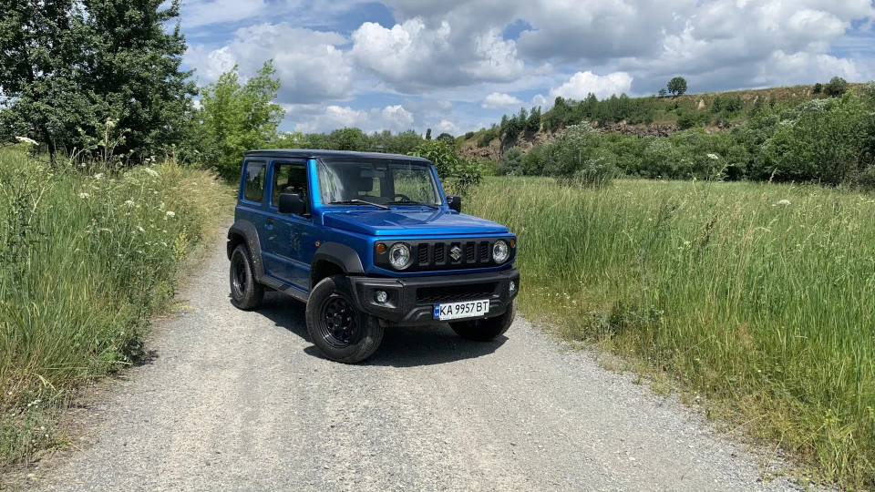 Suzuki Jimny 4