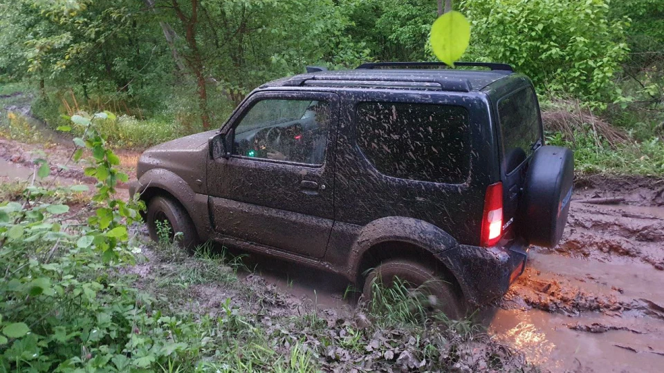 Suzuki Jimny 3