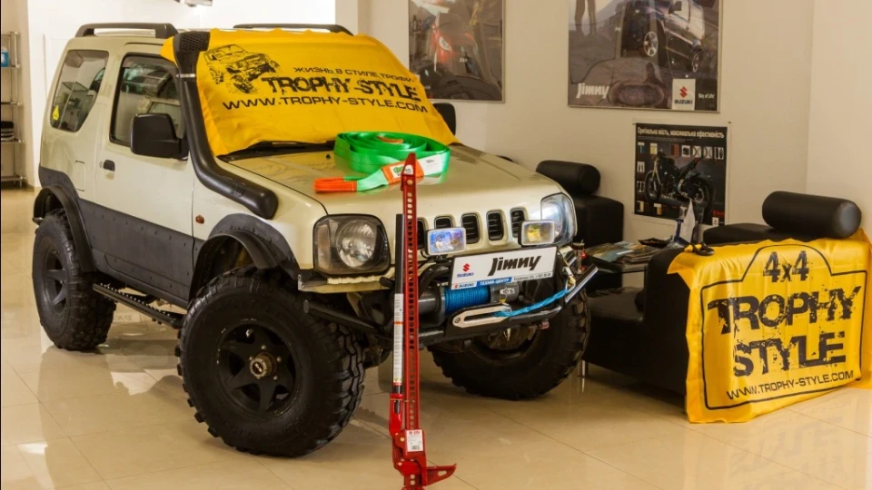 Suzuki Jimny Аmigo-trophy 3