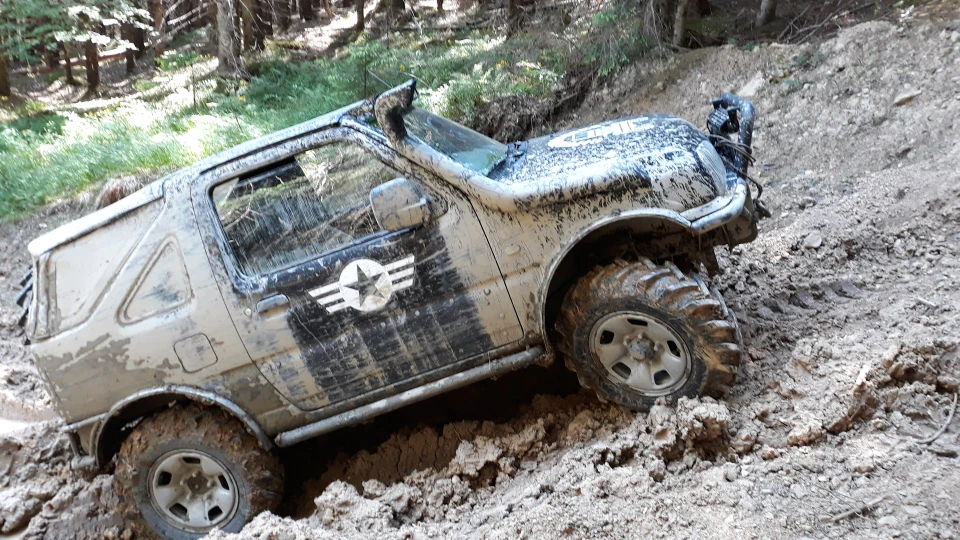 Suzuki Jimny ДЖИН