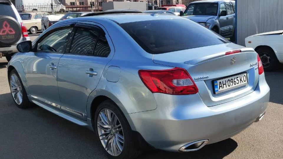 Suzuki Kizashi