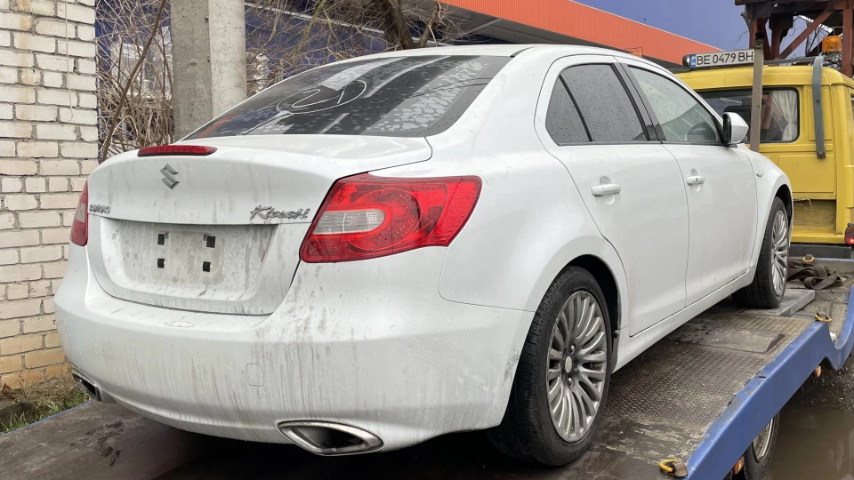 Suzuki Kizashi «White Ninja»