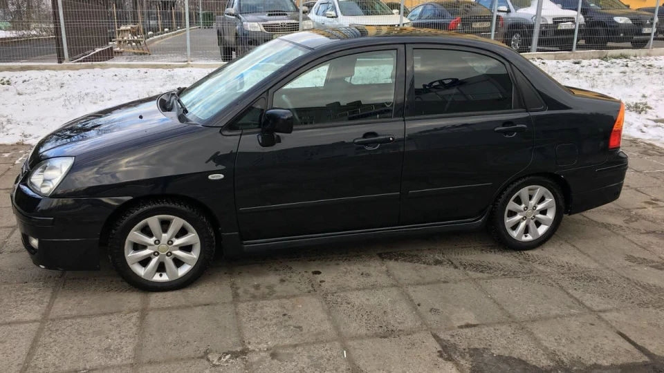 Suzuki Liana 1.6 106лс 2wd Klima 4