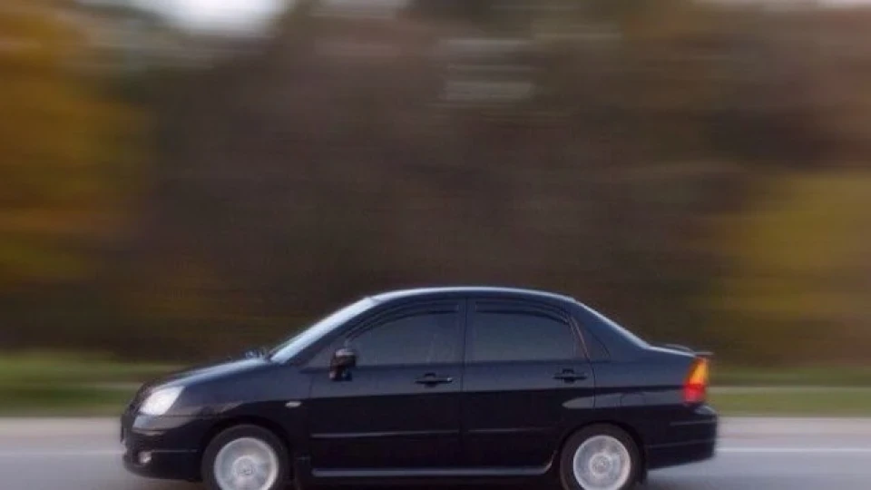 Suzuki Liana Леона