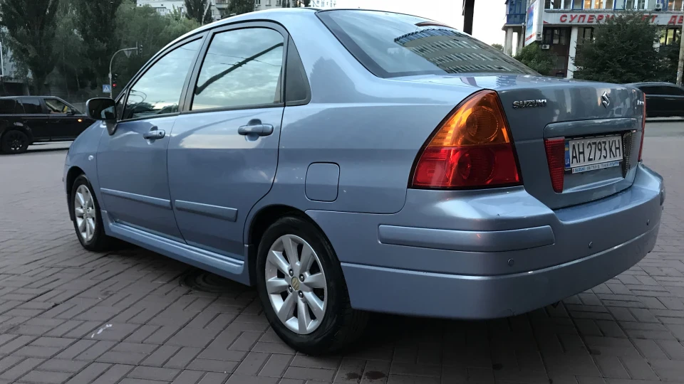 Suzuki Liana Тропічна 4