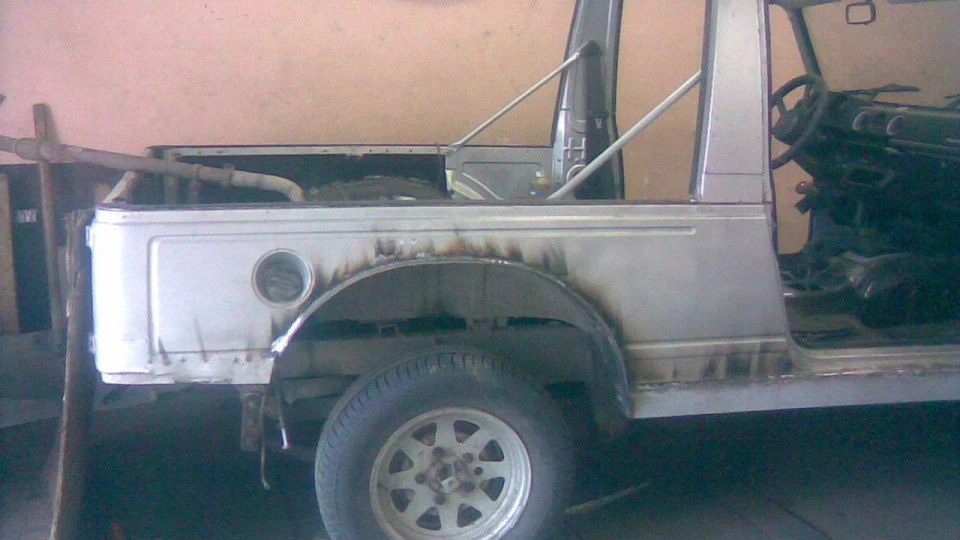 Suzuki Samurai Бронтозябра 2