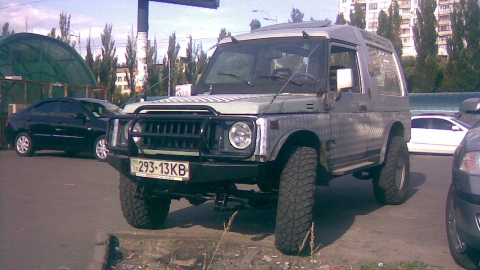Suzuki Samurai Бронтозябра 5