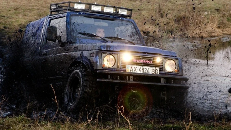 Suzuki Samurai дороги? ні, не чув! 3