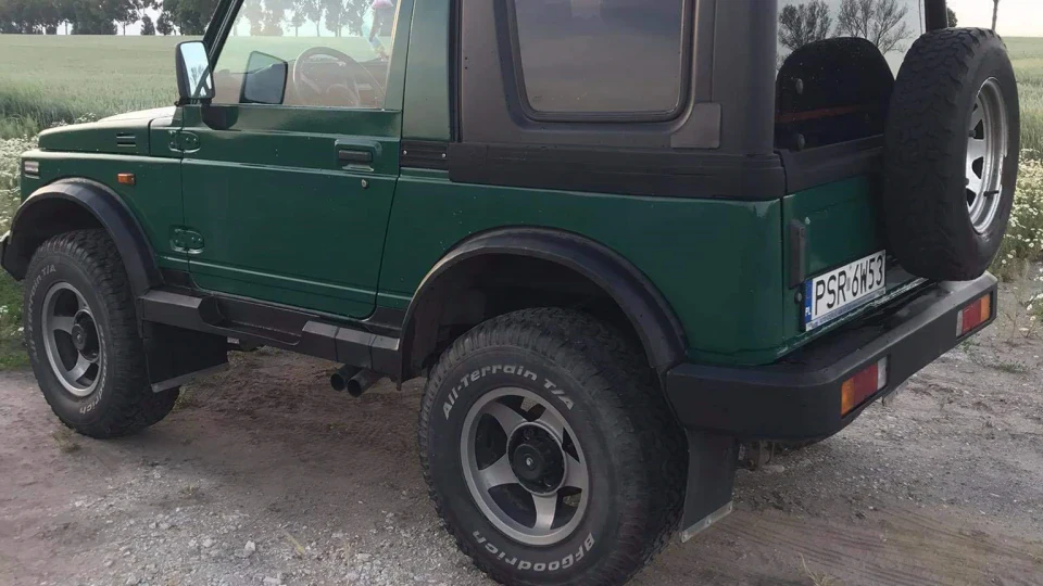 Suzuki Samurai santana 5
