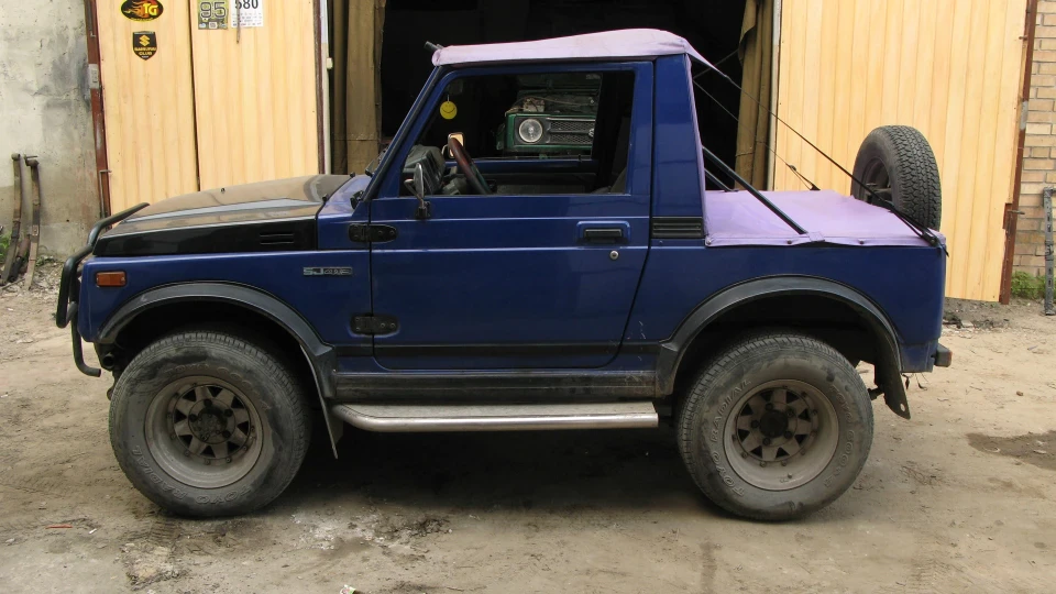 Suzuki Samurai Смайлик ) 2