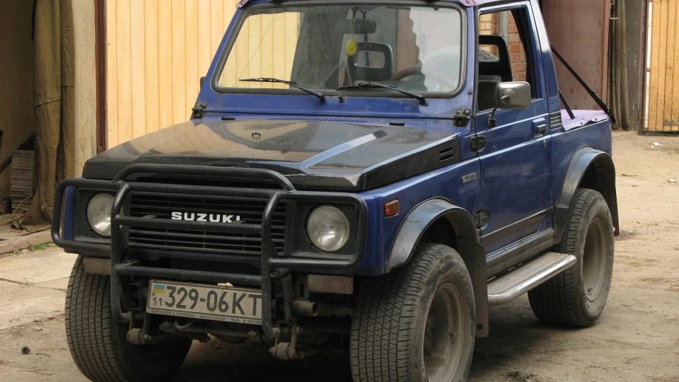 Suzuki Samurai Смайлик ) 3