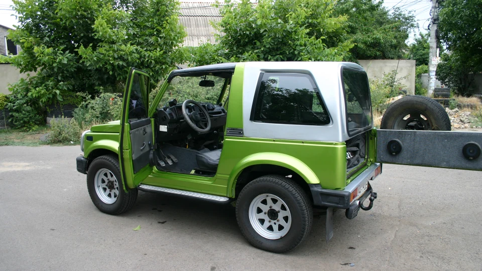 Suzuki Samurai - танки бруду не бояться 2