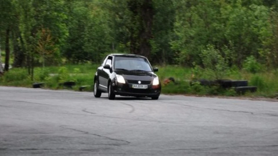 Suzuki Swift 2