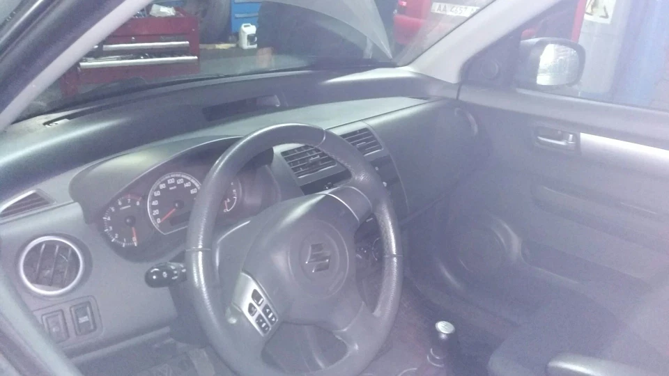 Suzuki Swift 2