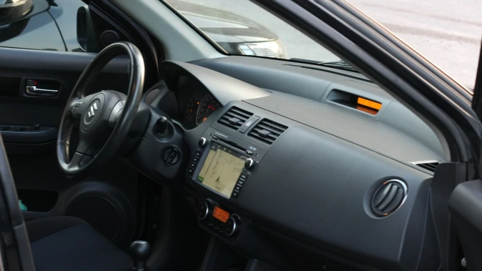 Suzuki Swift 1.3 4WD 2