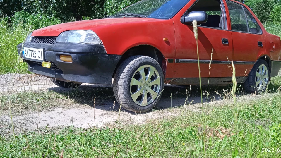 Suzuki Swift 1.3 карб