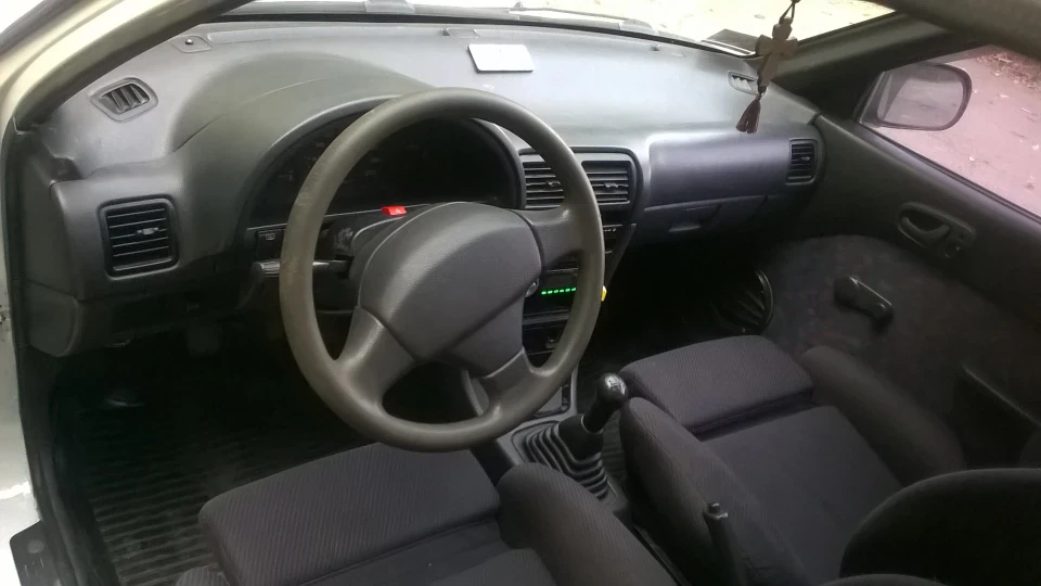 Suzuki Swift 1.3 моно (інжект) 1996 р 3