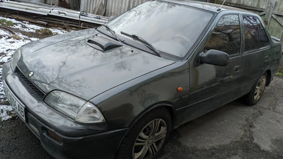Suzuki Swift 1.6i 1994 2WD