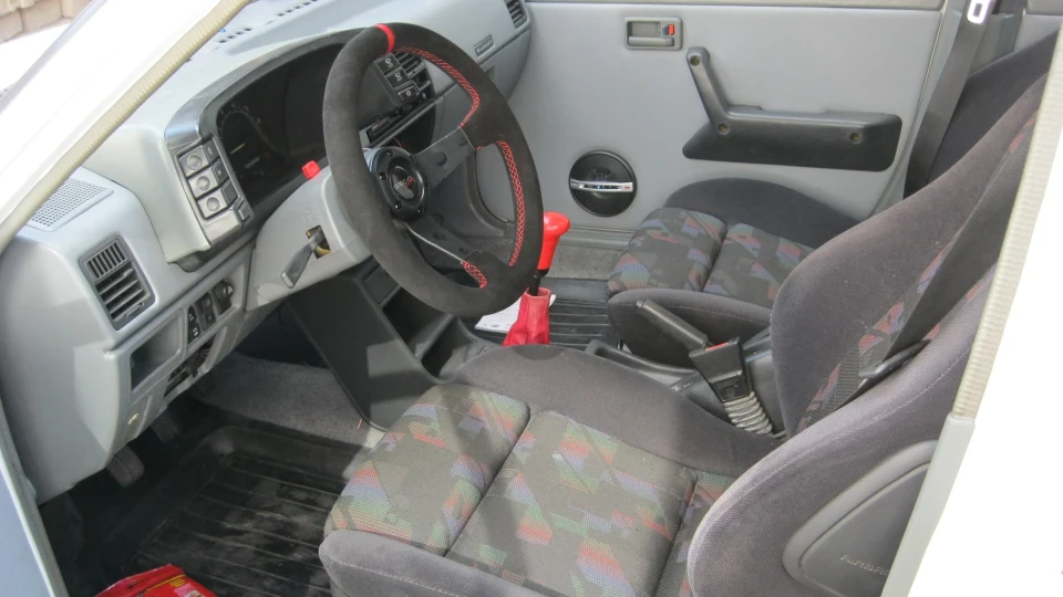 Suzuki Swift 1988 год 4