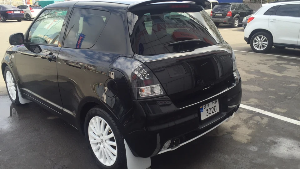 Suzuki Swift 2 спорту один з турбіною 3