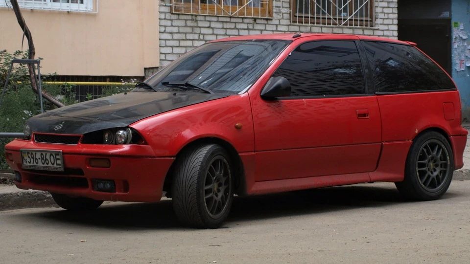 Suzuki Swift GTi 5