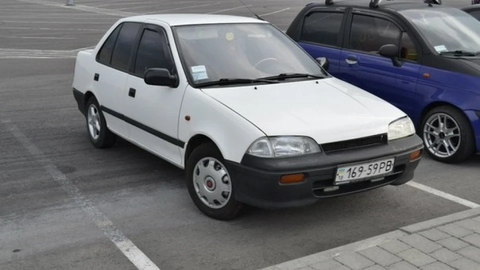 Suzuki Swift II '96го mono-i