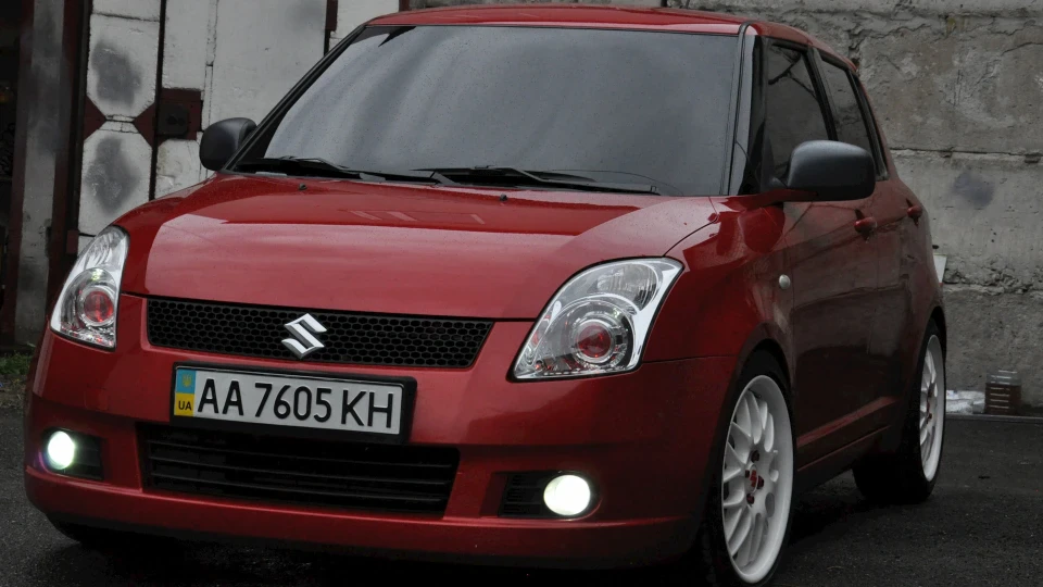 Suzuki Swift Малюк) 3