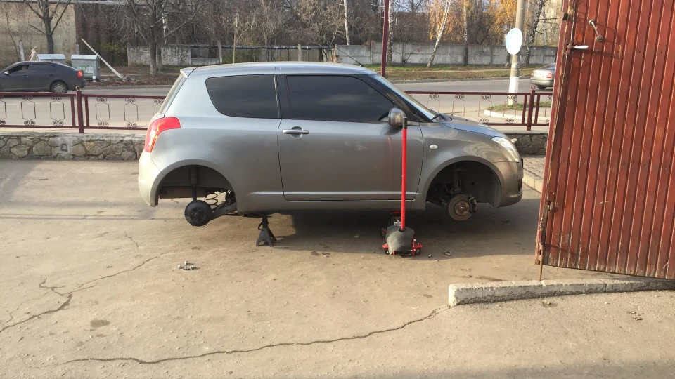 Suzuki Swift сніжинка 4