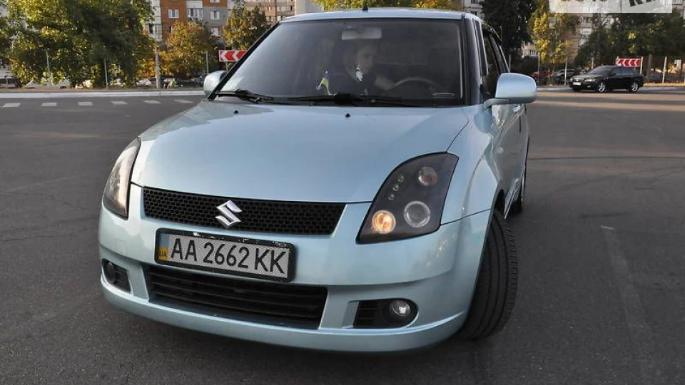 Suzuki Swift Жужа