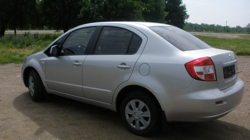 Suzuki SX4 Sedan