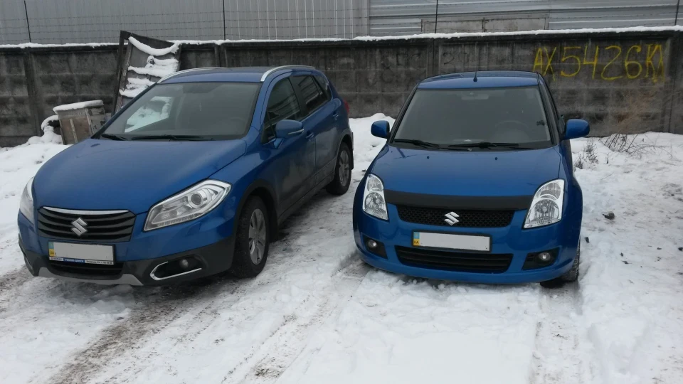 Suzuki SX4 1.6 CVT GLX 2WD Blue 4
