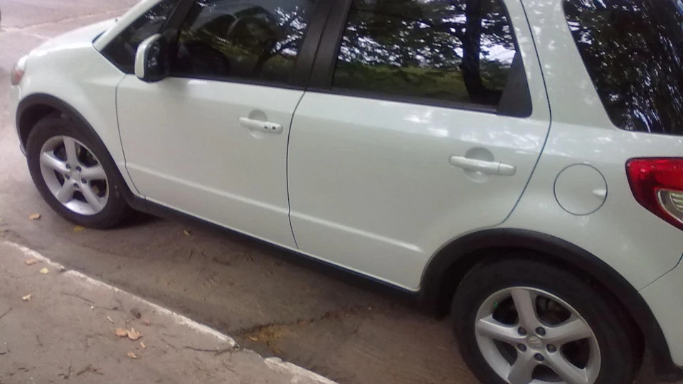 Suzuki SX4 2.0 sport AWD USA 2