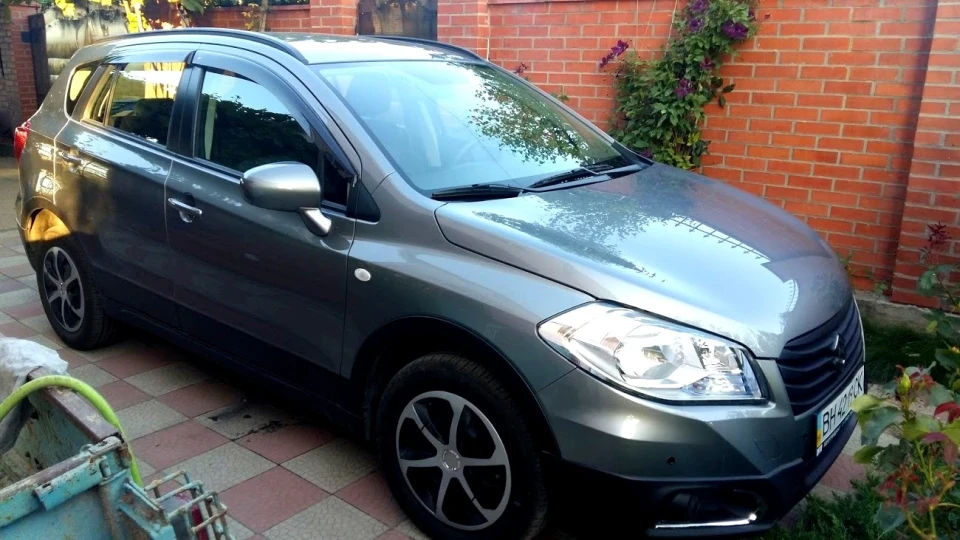 Suzuki SX4 2WD GL CVT