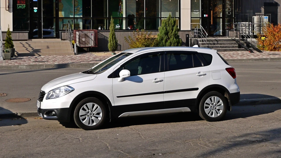 Suzuki SX4 S-Cross CVT 2WD
