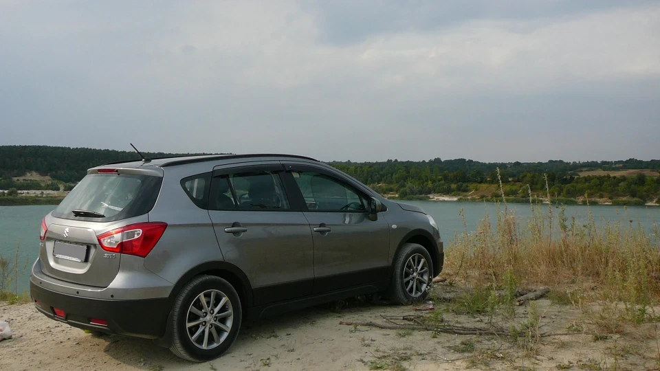 Suzuki SX4 S-Cross Друг 4