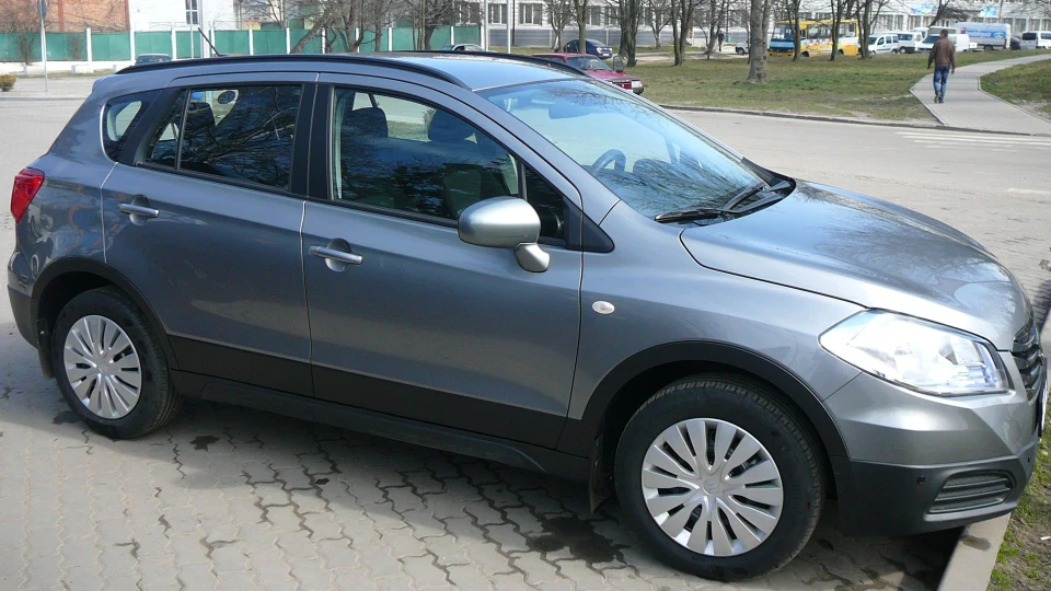 Suzuki SX4 S-Cross Друг 5