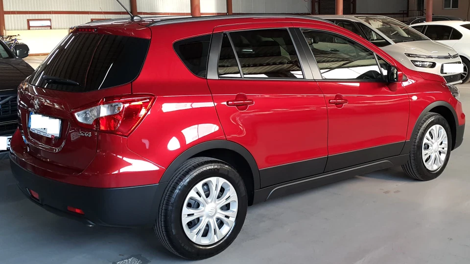 Suzuki SX4 Сузука 3
