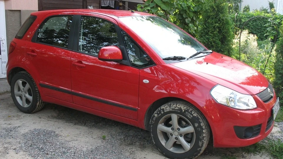Suzuki SX4 "Urbanus fatum" 2