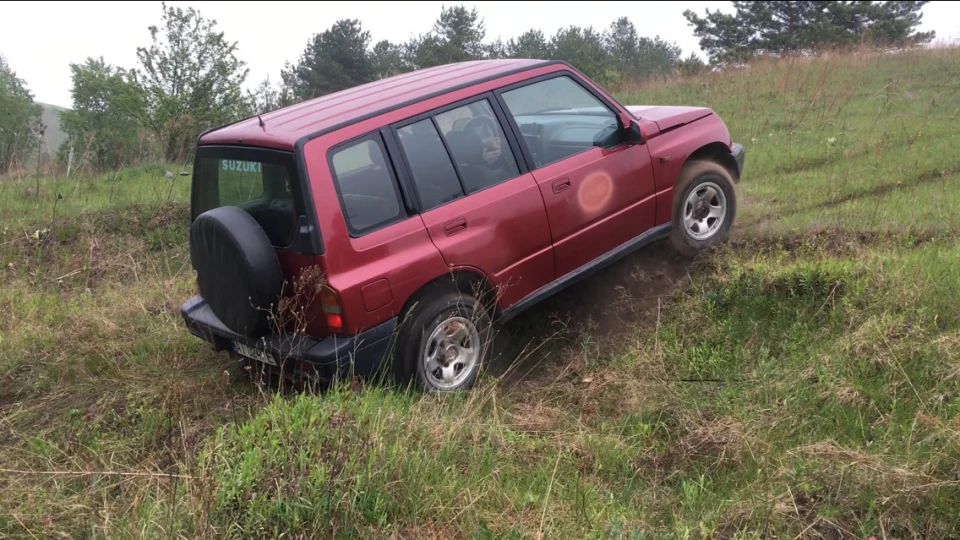 Suzuki Vitara 2