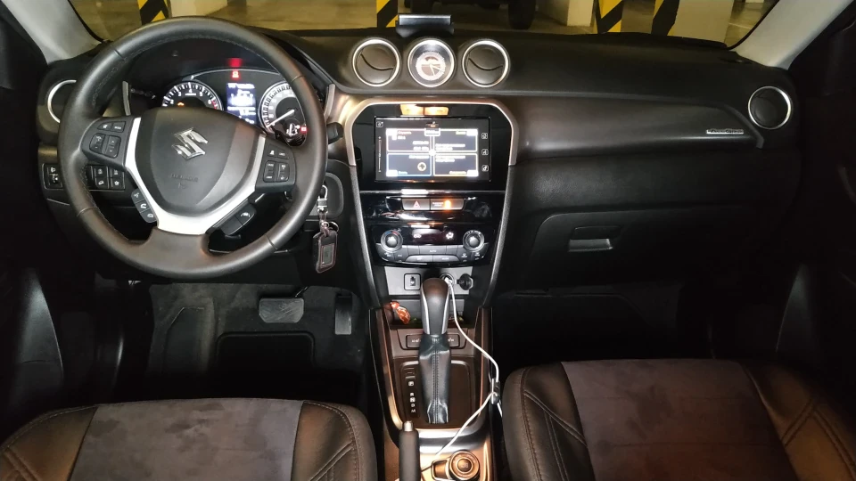 Suzuki Vitara 1.4 turbo ALL GRIP GL+ 4