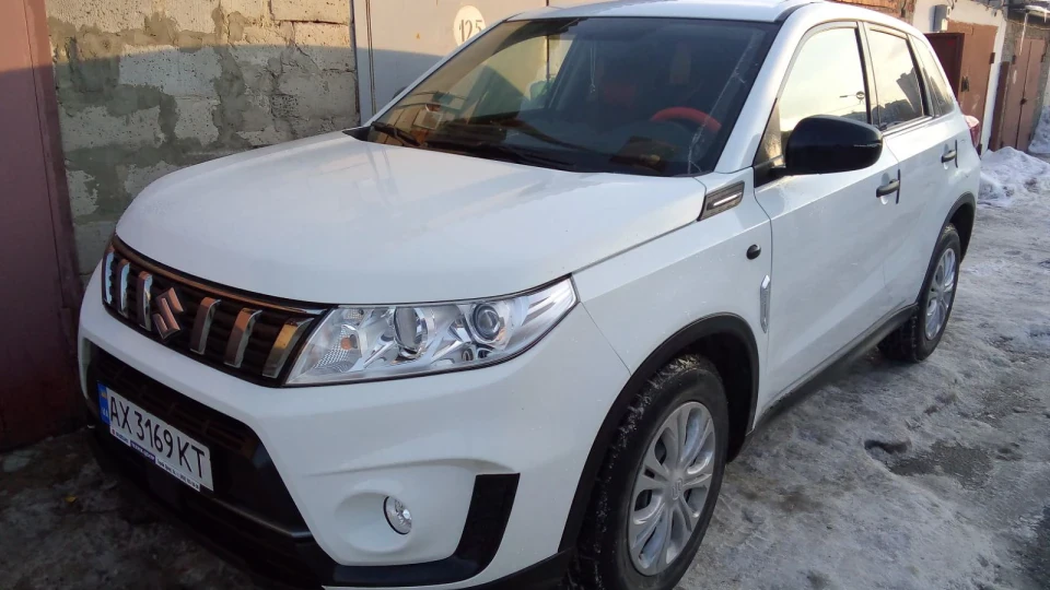 Suzuki Vitara 1.6 автомат