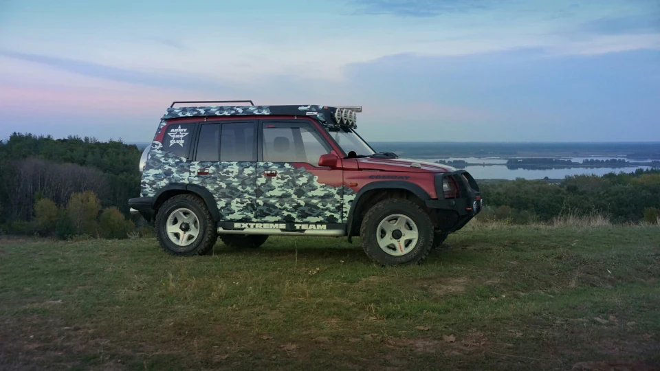 Suzuki Vitara 2.0 автомат 2