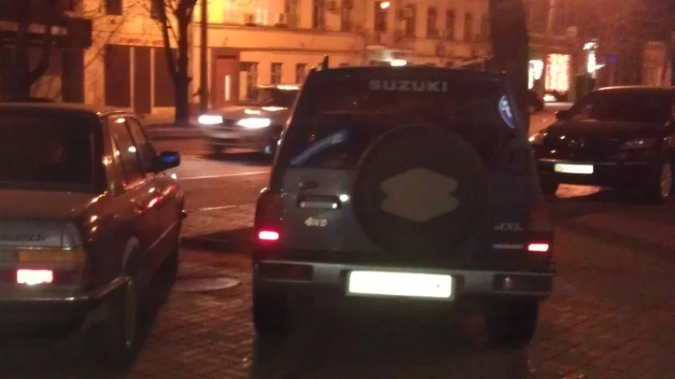 Suzuki Vitara БаклажанчіК