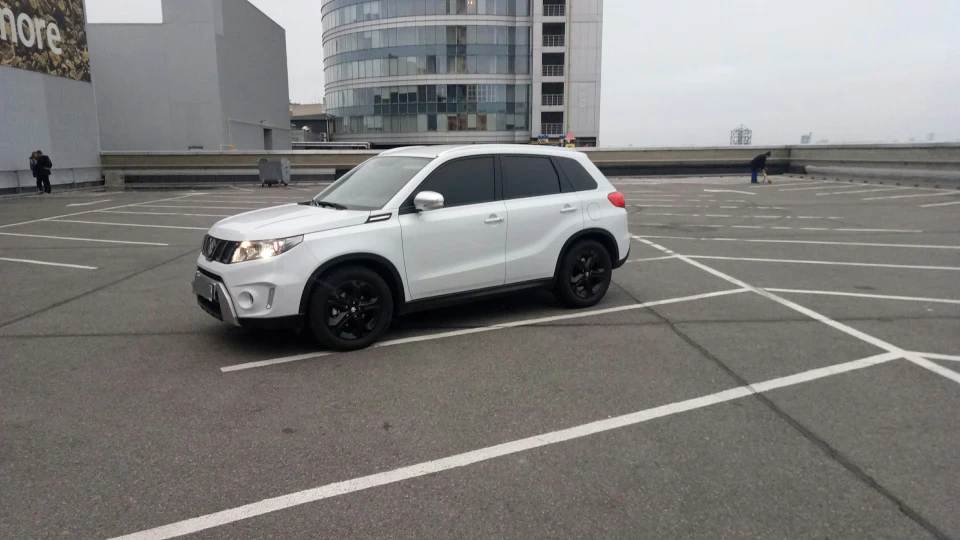 Suzuki Vitara Бустерджедович 3