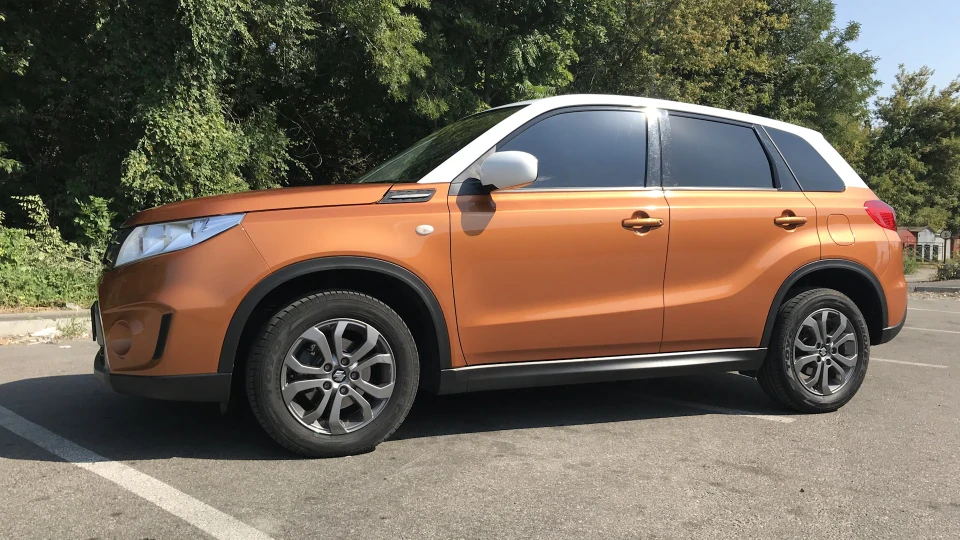 Suzuki Vitara Руда бестія 2