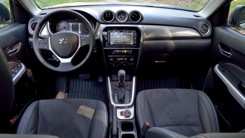 Suzuki Vitara Руда БЕСТЯ 2