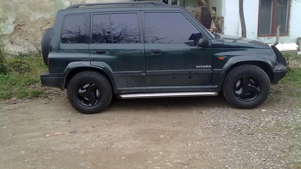 Suzuki Vitara Сузукін син 4