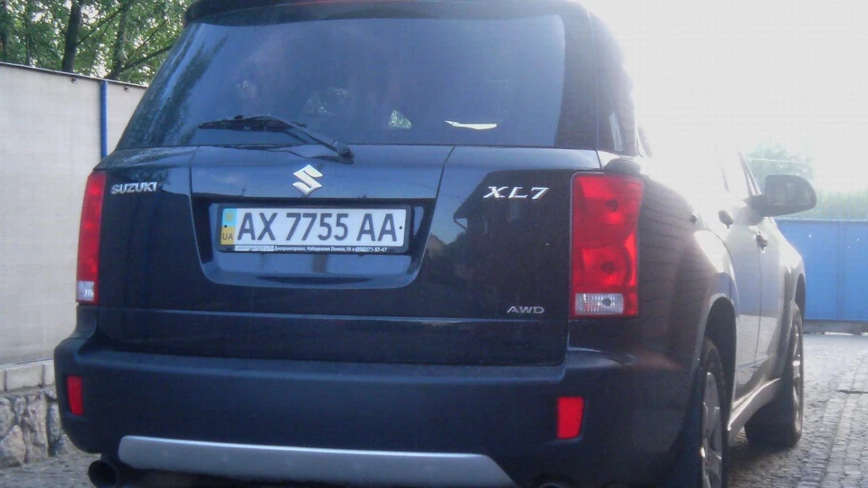 Suzuki XL7